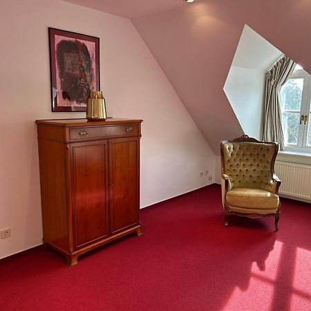 Familiensuite In Villa Hildesheim Exteriör bild